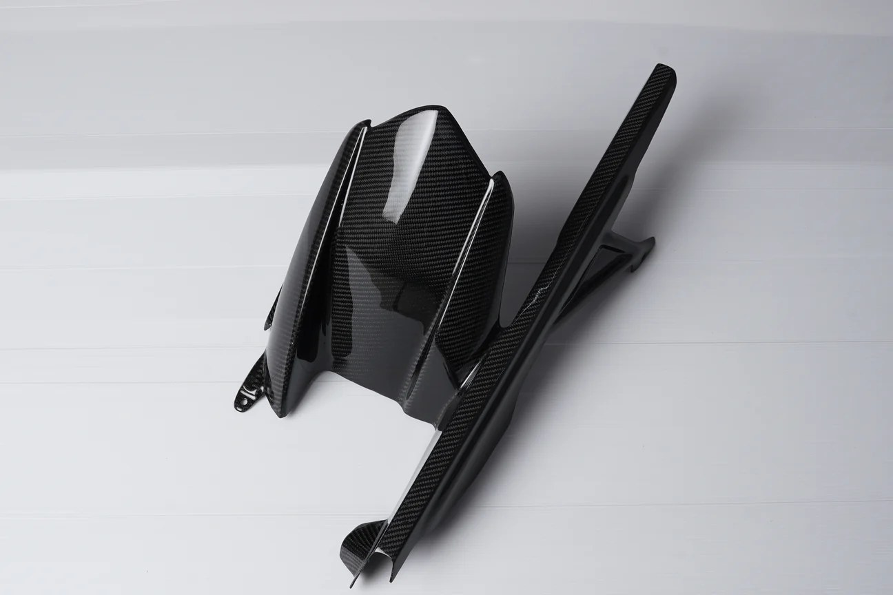 RLZ MOTORSPORT Carbon Fiber Rear Hugger with Chain Case for BMW S1000RR 2020-2022