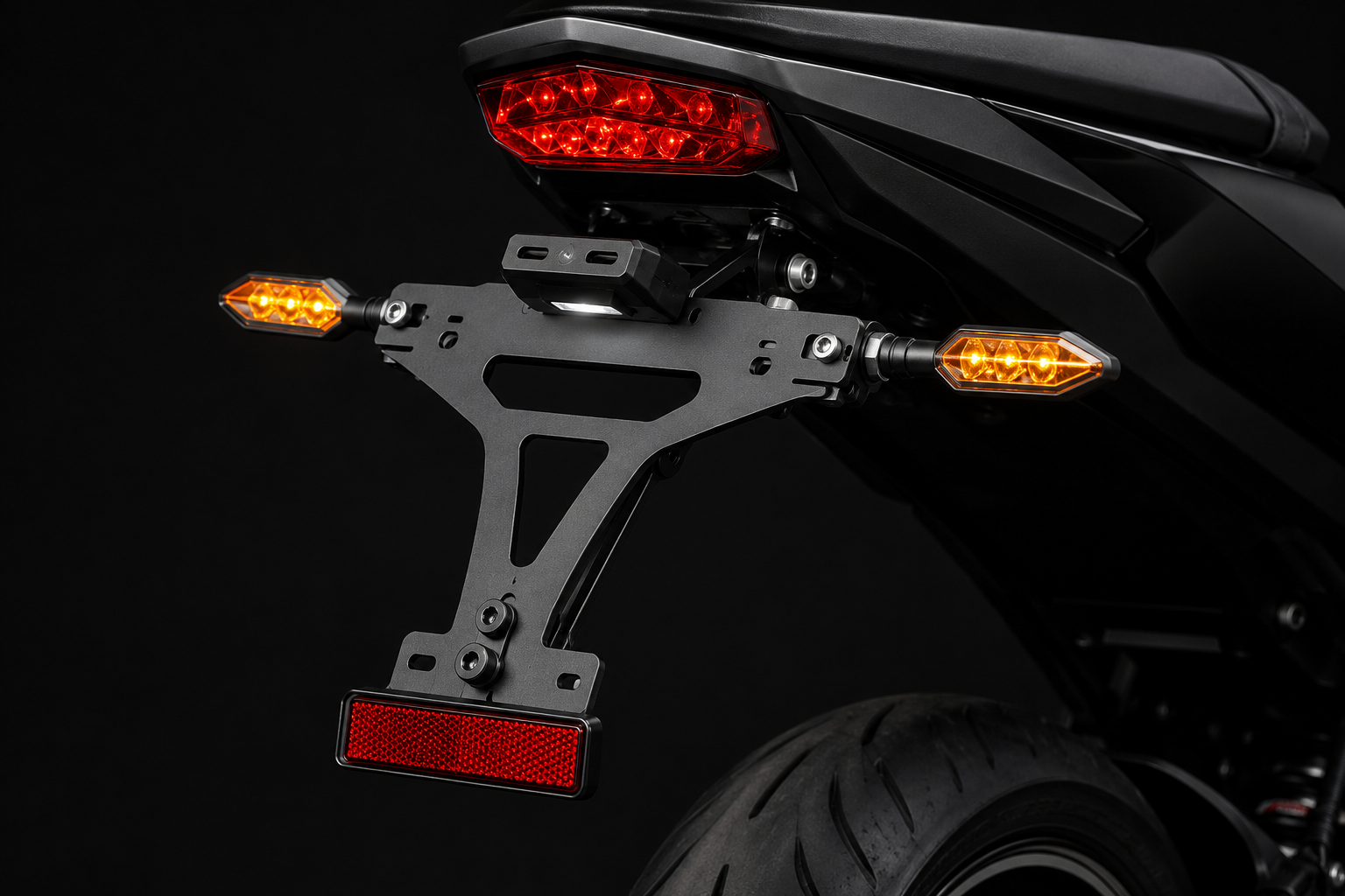 Adjustable tail tidy