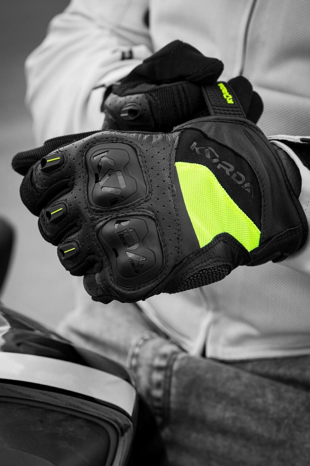 Korda - HYBRID GLOVES - GREEN